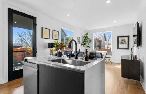 Stylish Austin Stay 3BR 2BA Pet-Friendly - Foto 8