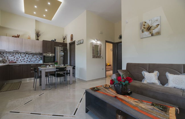 Spacious & New fully equipped Home with Parking - Foto 33