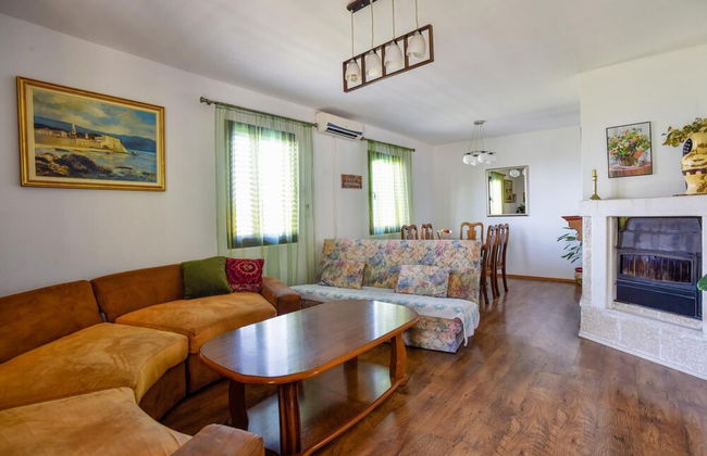 Sea View Villa w Terrace 10 Min to Beach in Budva - Foto 8