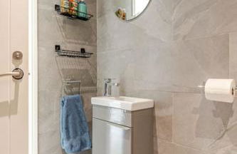 Cosy Cotswolds Retreat near Bath & Castle Combe - Photo 11