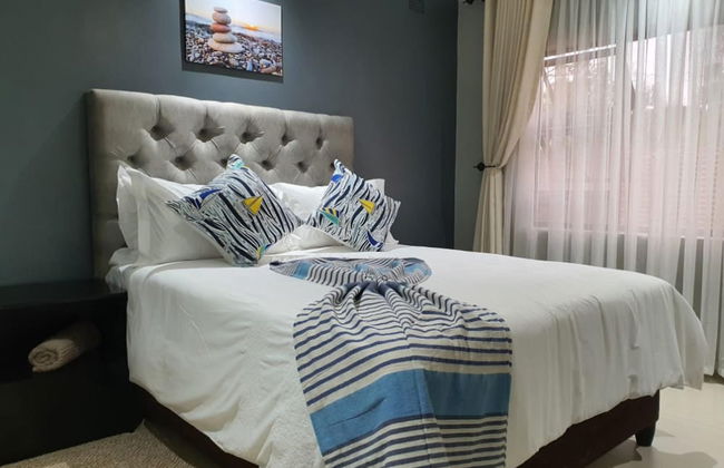 Posh 3 Bed Guesthouse in Hillside With Pool - 2039 - Foto 8