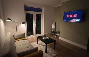 Whole House Modern Two Bedroom in Newcastle - Free Parking - Foto 3