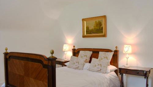 The Courtyard Suite - Photo 5