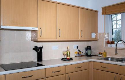 Whole 2-Bed, 2-Bath Apartment - Professionals, Contractors, Free Parking, ULEZ Free, Bham City - 10mins - Foto 27