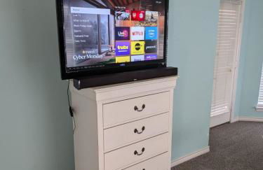 Spacious 4200 sqft - 6 bdrms 4 bath - Gym - Pets OK Near PGA - Universal KIDS - Star Frisco - Photo 7