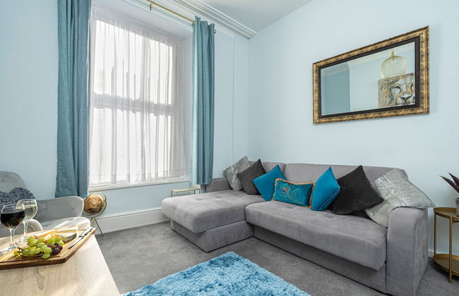 JOIVY Charming 4-Bed House Near The Hoe Park - Foto 16