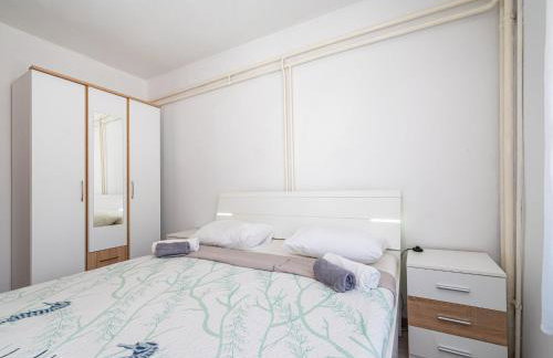 Holiday Home Villa Vesna Lux - Five Bedroom Villa with Swimming Pool - Foto 9