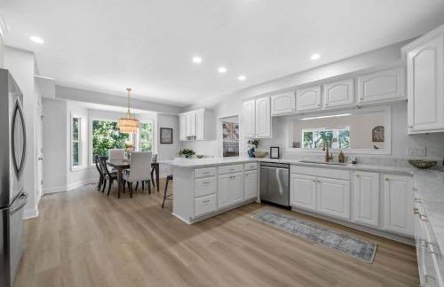 Bluebird Sanctuary w Stunning Sunset Views Sleeps 28 - Foto 17