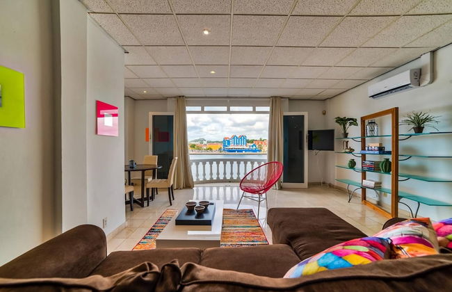 Stunning Balcony View Spacious 2BR Apt at Unique Location - Foto 5