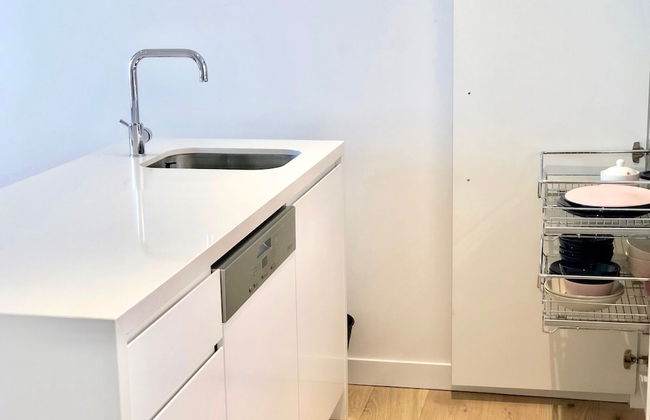 Deluxe and Brand New Lakeside Apartment - Foto 15