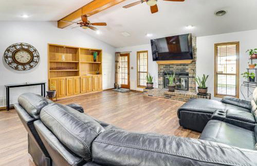 3 Mi to Downtown Roswell Home with Patio and Yard - Foto 9