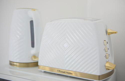 The Nook - Wanstead gem! Bright, cosy & immaculate 1 bed apartment on the high street! - Foto 12