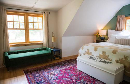 Cozy Cabin on Route 66 with Hot Tub- Edmond, OK - Foto 34