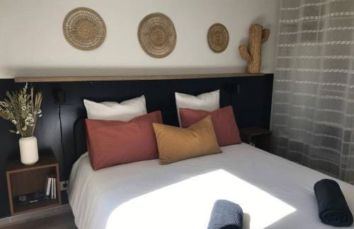 Charmant appartement ensoleillé-Terrasse - PARKING Gratuit - Isle sur la Sorgue - Photo 12