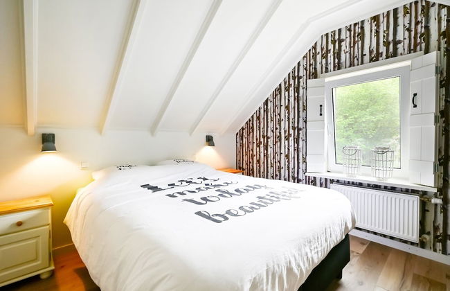 Holiday Home in Reutum With Pond and Trails - Photo 4