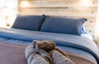 Akron 2 Bed 1 Bath Flight Themed Oasis Dog Friendly - Foto 19