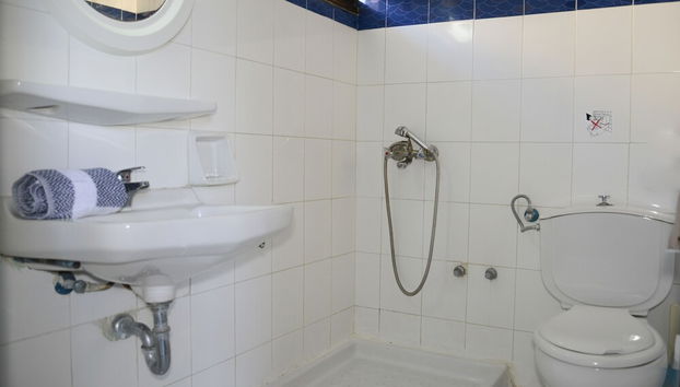 Ducha del cuarto de baño