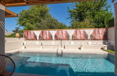 Aladdin Luxury Suites With Shared Pool - Foto 44