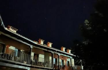 APARTAMENTOS DOÑA JIMENA DEL AMBROZ 4 Estrellas complejo único en el centro del pueblo - Foto 17