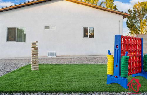 ValleyVibe: Modern Comfort in North Valley - an Irvie Home - Foto 32