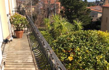 Komfortables Haus mit Terrasse und Garten - Foto 1