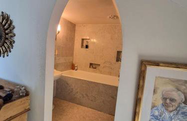 Kilfinichen Church - Photo 4