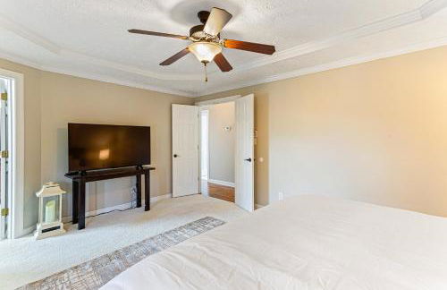 Amazing Home w/ Huge Pool, Game Tables, Movie room, and More! - Foto 29