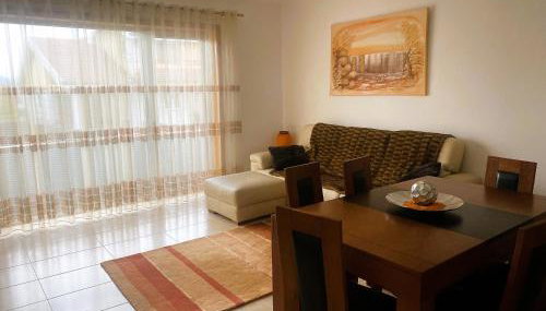 3 Bedroom Flat Aguiar - Photo 3