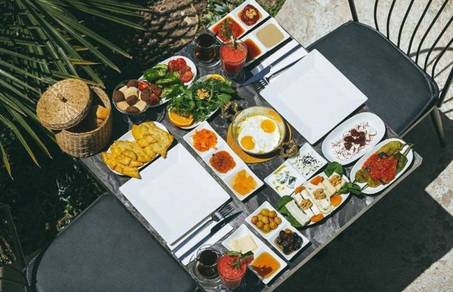 Yasemin Kız Pansiyon - Foto 8