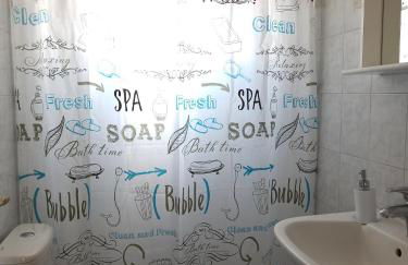 Andreas Studios - Photo 14