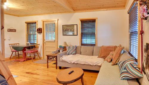 Cozy Beattyville Cabin with Fire Pit - Foto 3