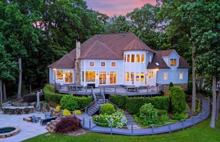 Private Dock, Pool + Hottub, Game Room, Firepit Paradise Pointe by Avantstay - Foto 153