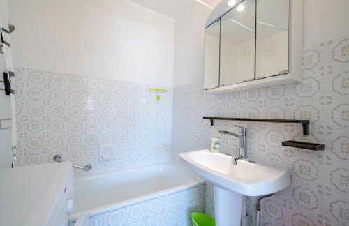 Apt Golfe-Juan à 150 m de la plage et près de Cannes , Centre et Gare - Foto 22