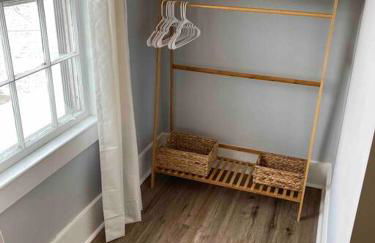 Farmhouse with game room, fire pit and creek - Foto 40