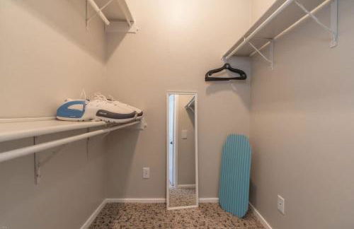 Boulevard Stays Quiet 1BR King Suite Pool Gym Parking 01 - Foto 15