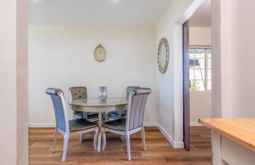 Acogedora Casa Cerca de Todo - Foto 3