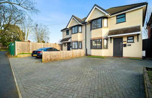 Grand 5 Bedrooms and 3 Bath Birmingham Home - Foto 17