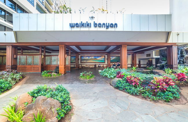 High Floor Ocean View Condo (King Bed and Parking) - Foto 1