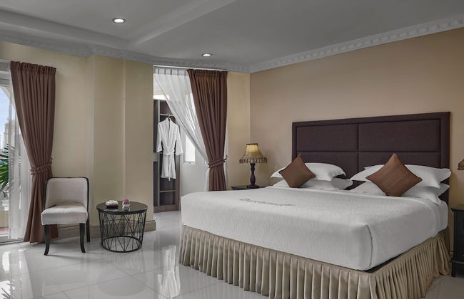 Palace Gate Hotel & Residence by EHM - Photo 10