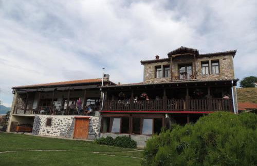 Prespes Lake View Family Apartment - Photo 4