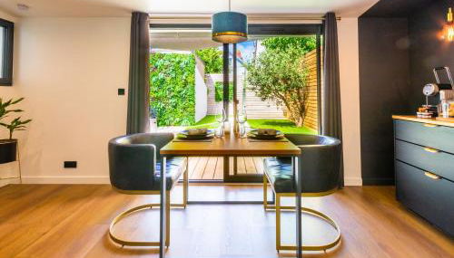 Nuit confort avec Balnéo XXL privative et Climatisation - Foto 4