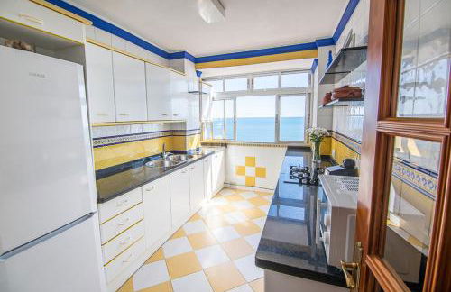 Piso primera línea de playa - Foto 20