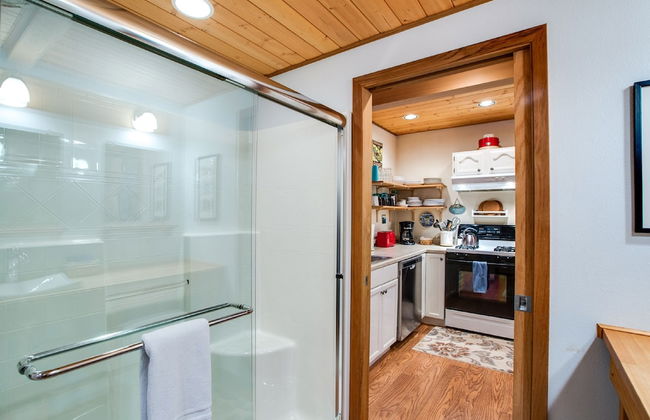 04SL - Hot Tub - BBQ - Pets OK - Sleeps 5 - Foto 14