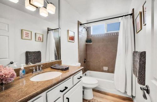 Stunning Joshua Home with Pool, Spa, & Game Room! - Foto 17