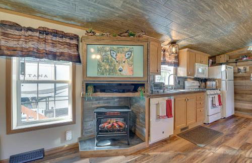 Northville Cabin with Fire Pit, 4 Mi to Boat Ramp! - Foto 7