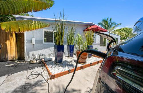 Palms Retreat! Giant Heated Pool-HotTub-FirePit-5Min2Beach-Pets-EV Chgr - Foto 29