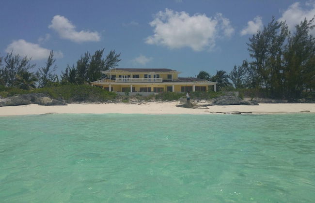 Private Beachfront Home - Photo 48