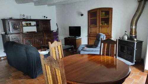 Maison en pierres au cœur d'un village Ardéchois - Photo 3