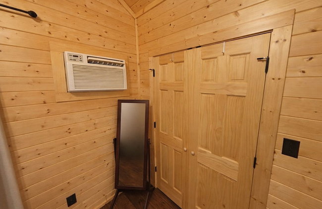 Log Cabin for Family Glamping Vacation near San Antonio - Foto 30