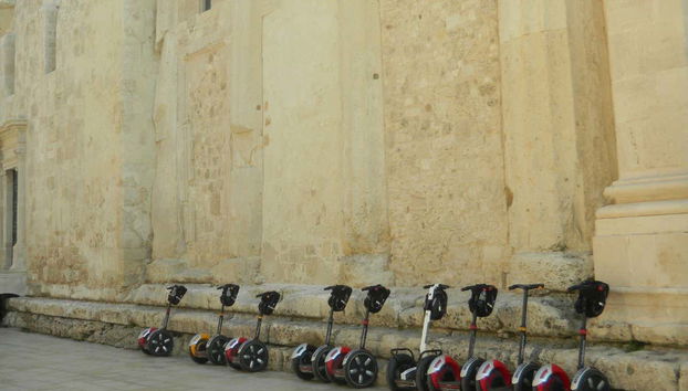 Segways en el castillo Maniace